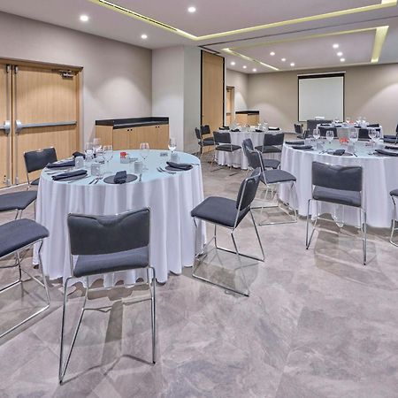 City Express Plus By Marriott Guadalajara Providencia Exterior foto