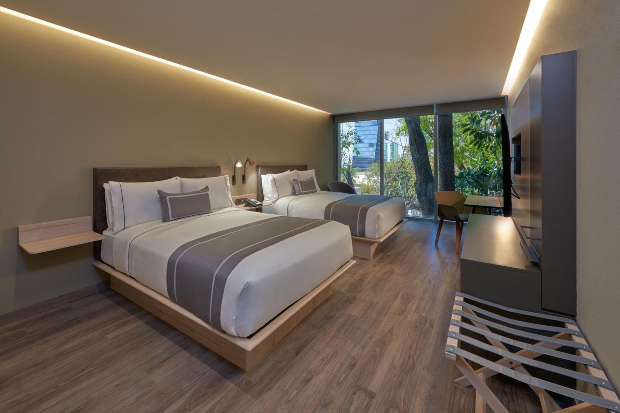 City Express Plus By Marriott Guadalajara Providencia Exterior foto